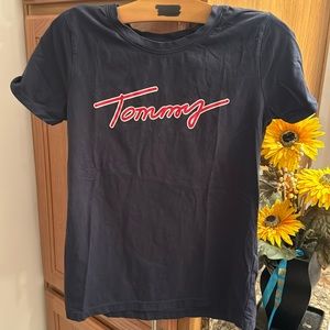 Tommy Hilfiger size xs can fit to small ,good condition
